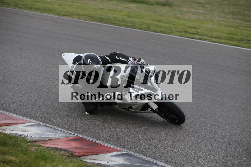 /Archiv-2023/10 21.04.2023 Discover the Bike ADR/Race 3 rot/48